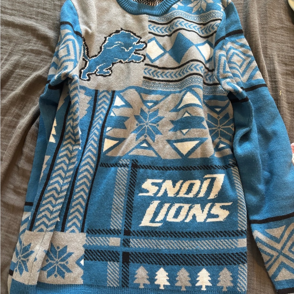 Detroit Lions Blue and Gray Logo Crewneck Sweater